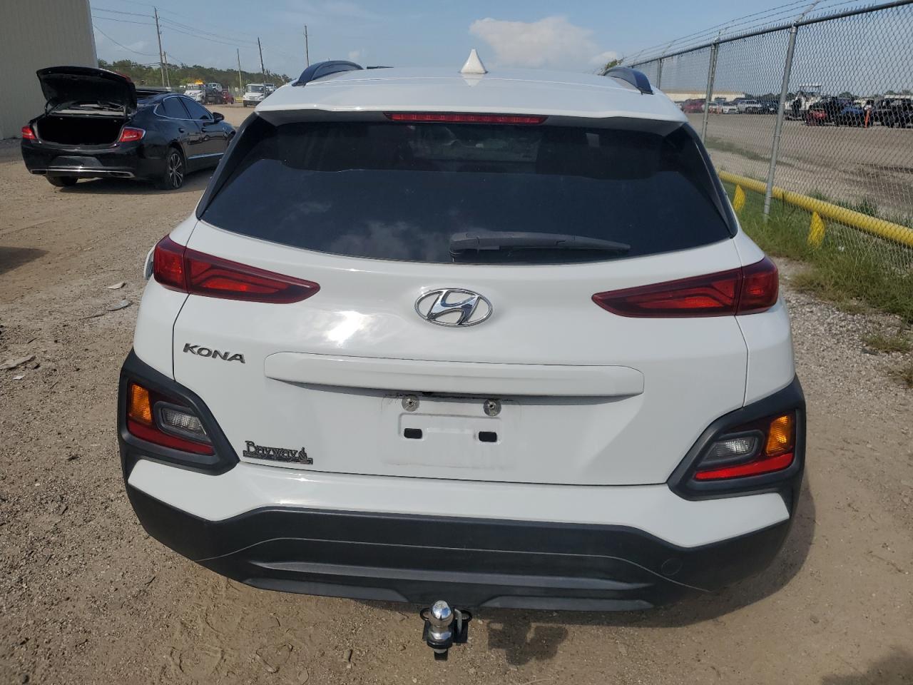 2018 Hyundai Kona Sel VIN: KM8K22AA1JU068318 Lot: 63025814