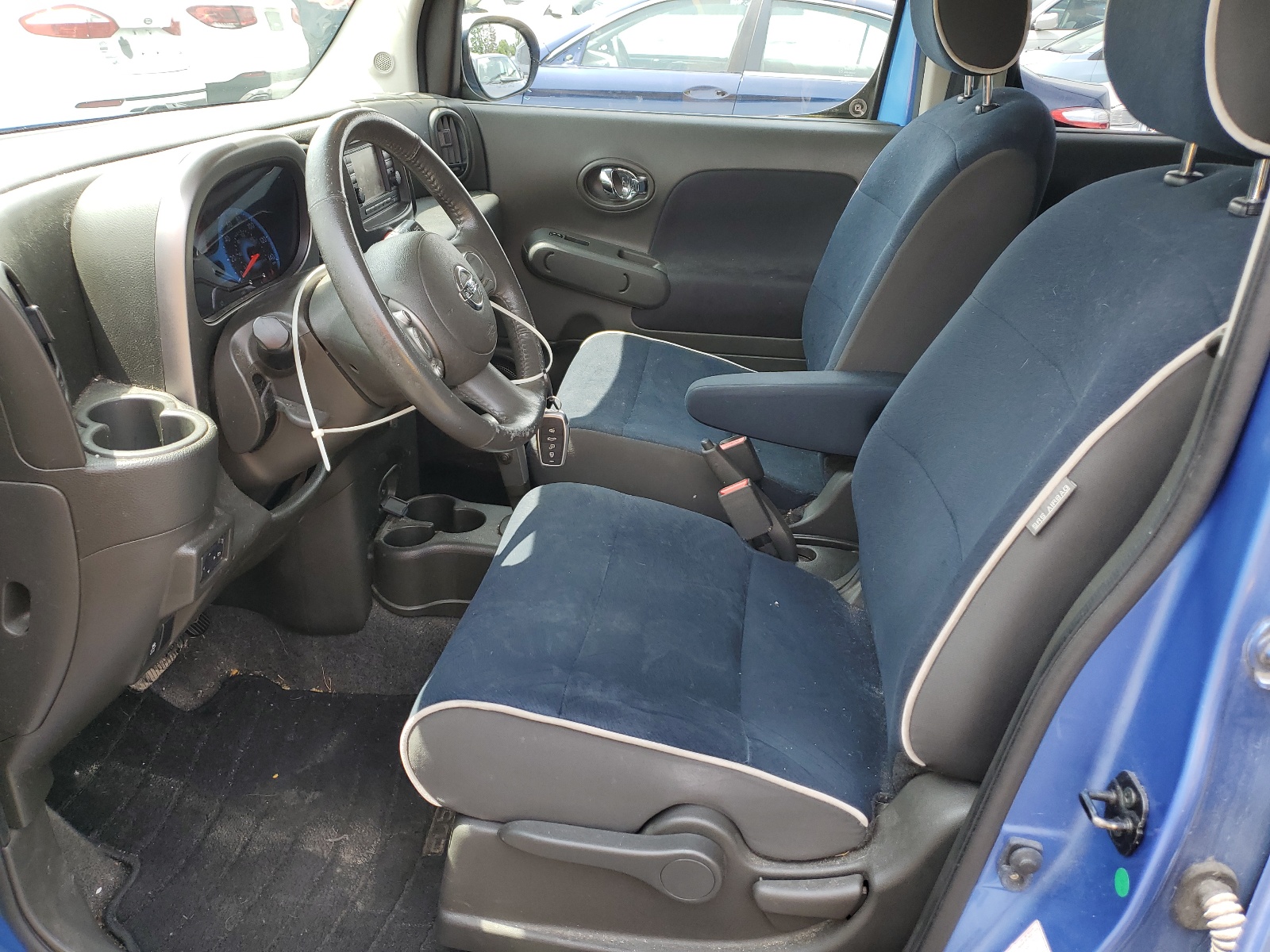 JN8AZ2KR2CT251630 2012 Nissan Cube Base