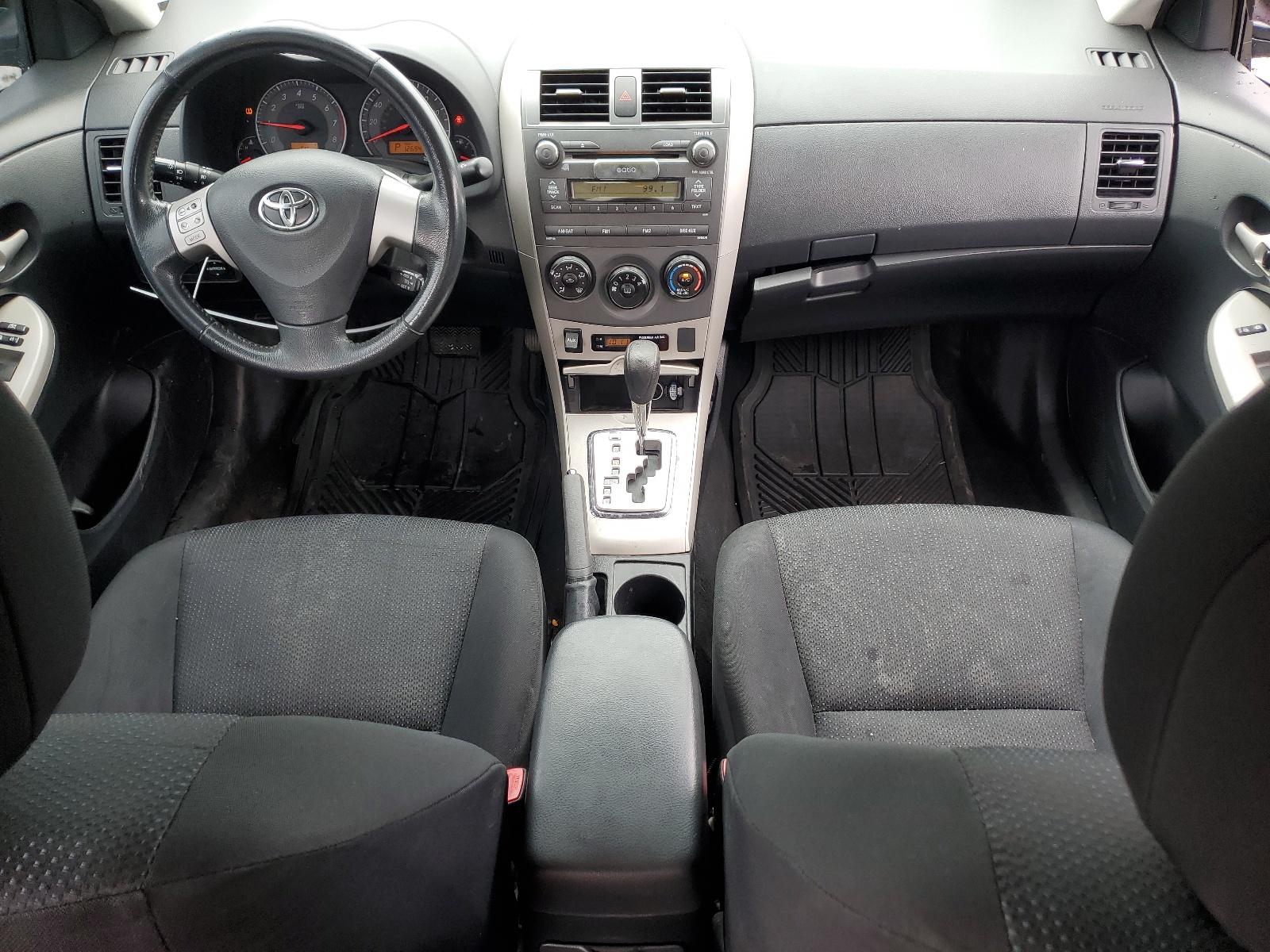 2T1BU4EE0AC314943 2010 Toyota Corolla Base