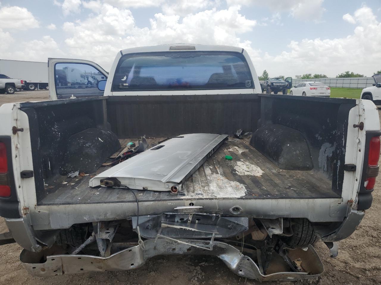 3B7HC13Y4XG118706 1999 Dodge Ram 1500