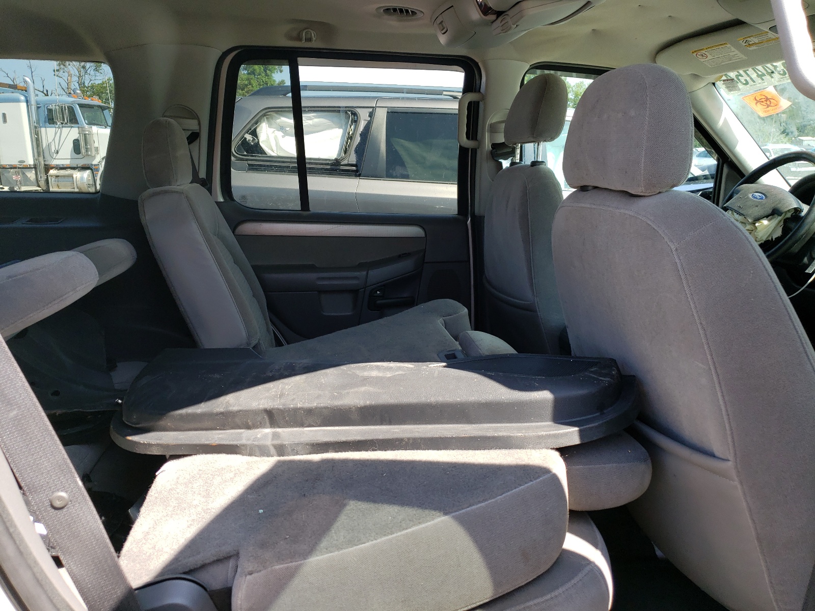 1FMZU73K04ZB23733 2004 Ford Explorer Xlt