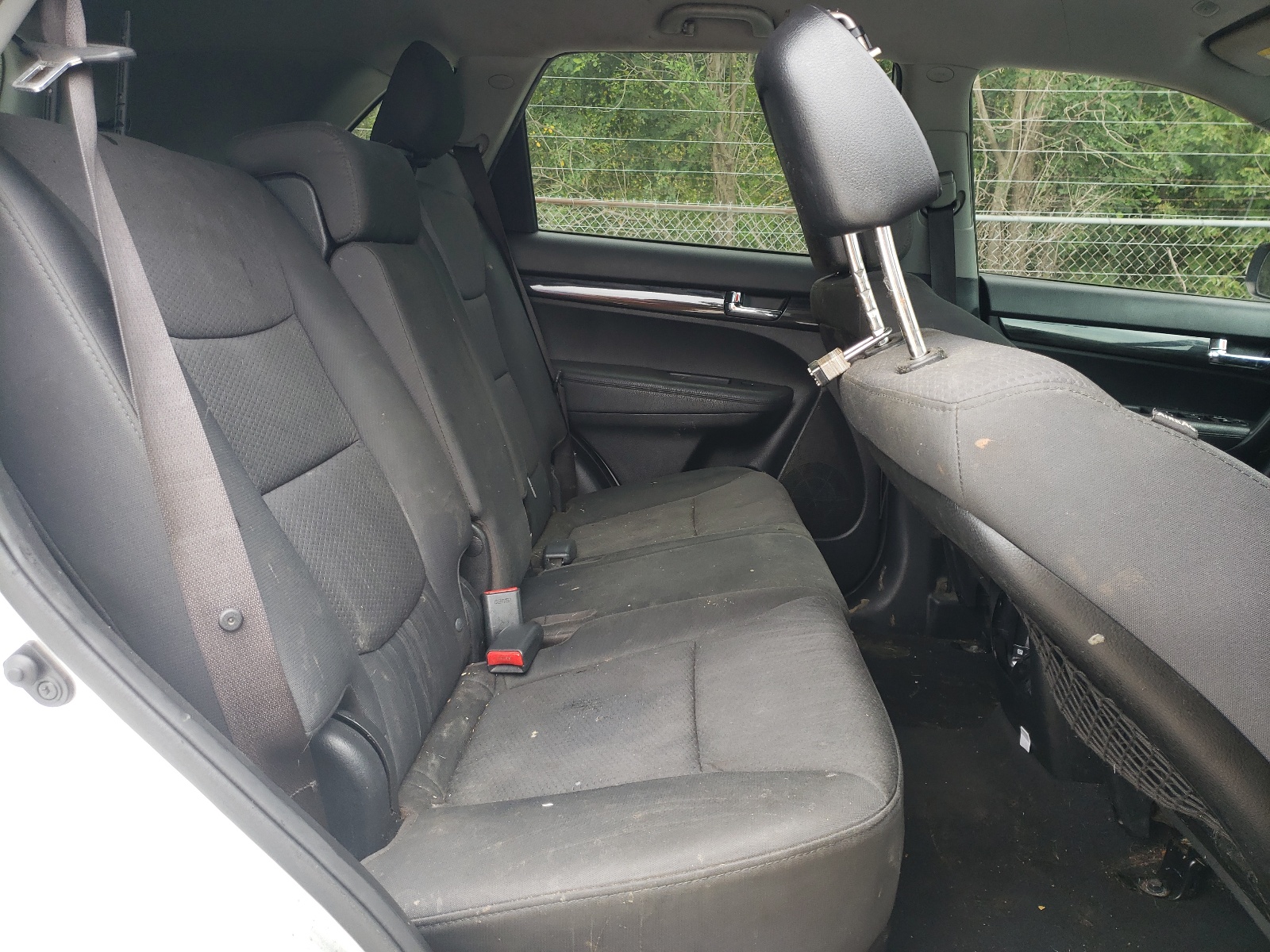 2012 Kia Sorento Base vin: 5XYKTDA63CG223688