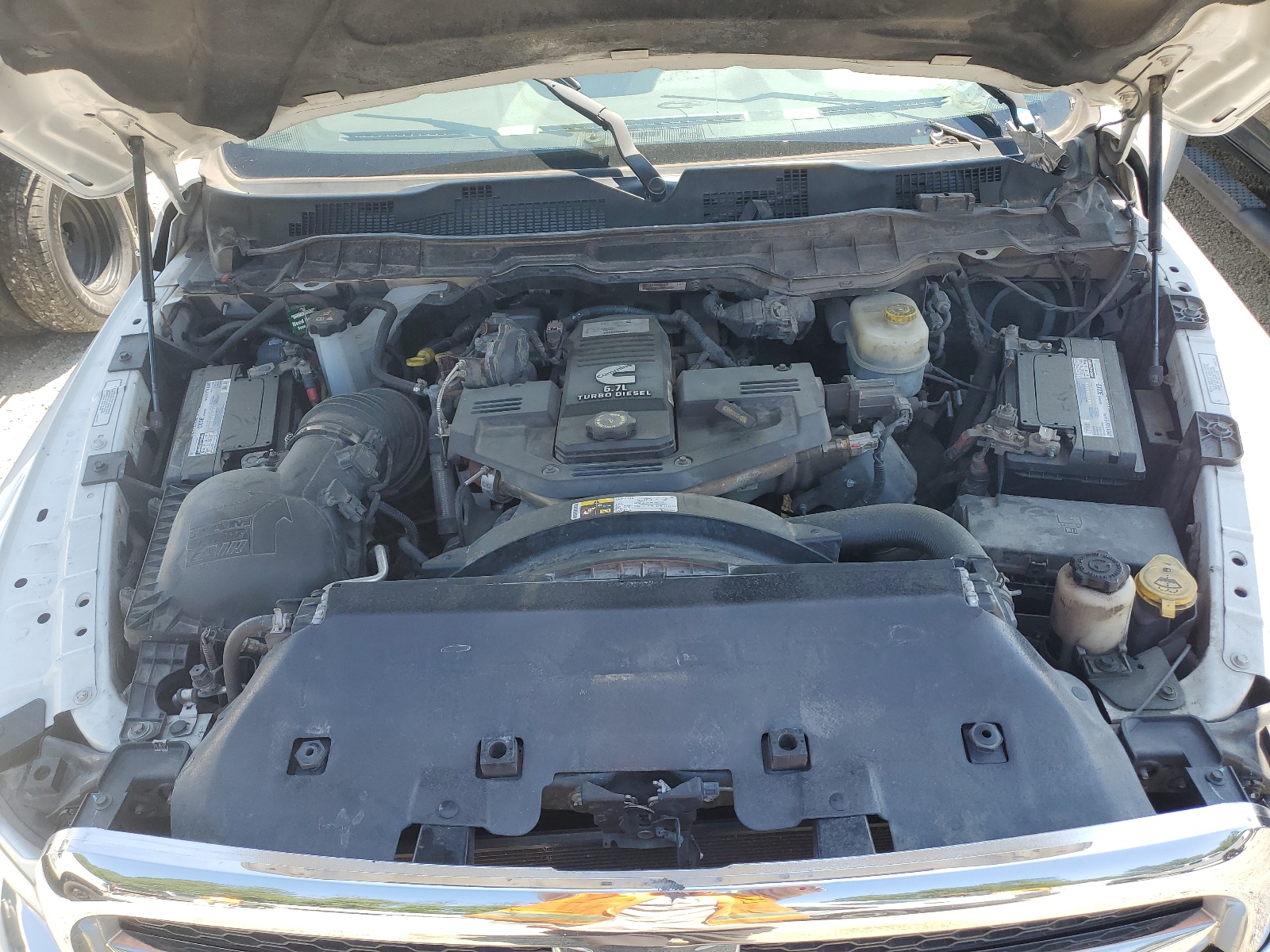 3C63RRHLXJG285302 2018 Ram 3500 Slt