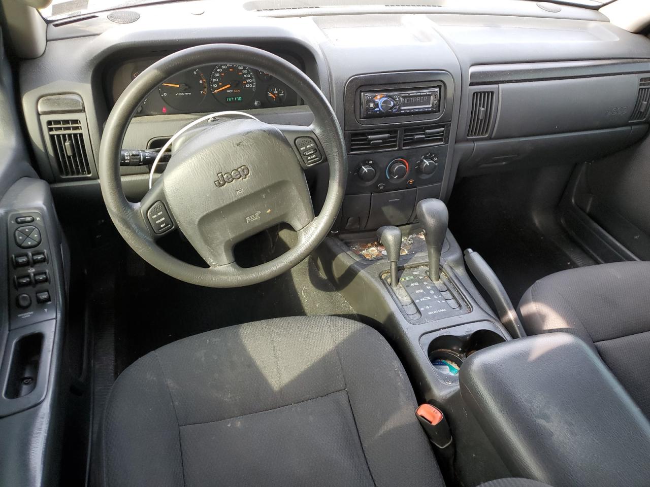 2002 Jeep Grand Cherokee Laredo VIN: 1J4GW48S82C180804 Lot: 62718414