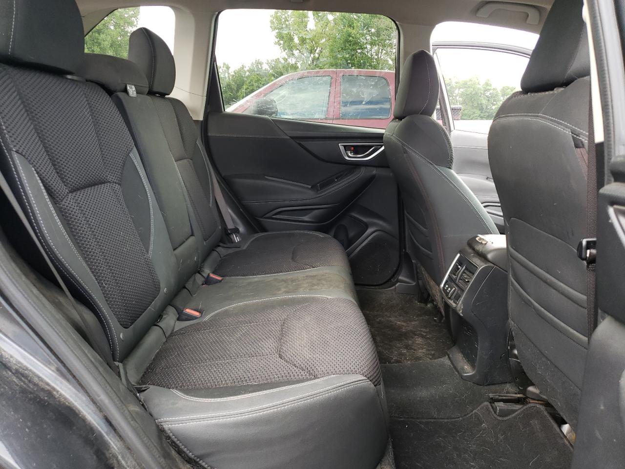 2019 Subaru Forester Premium VIN: JF2SKAGC9KH504559 Lot: 64677434