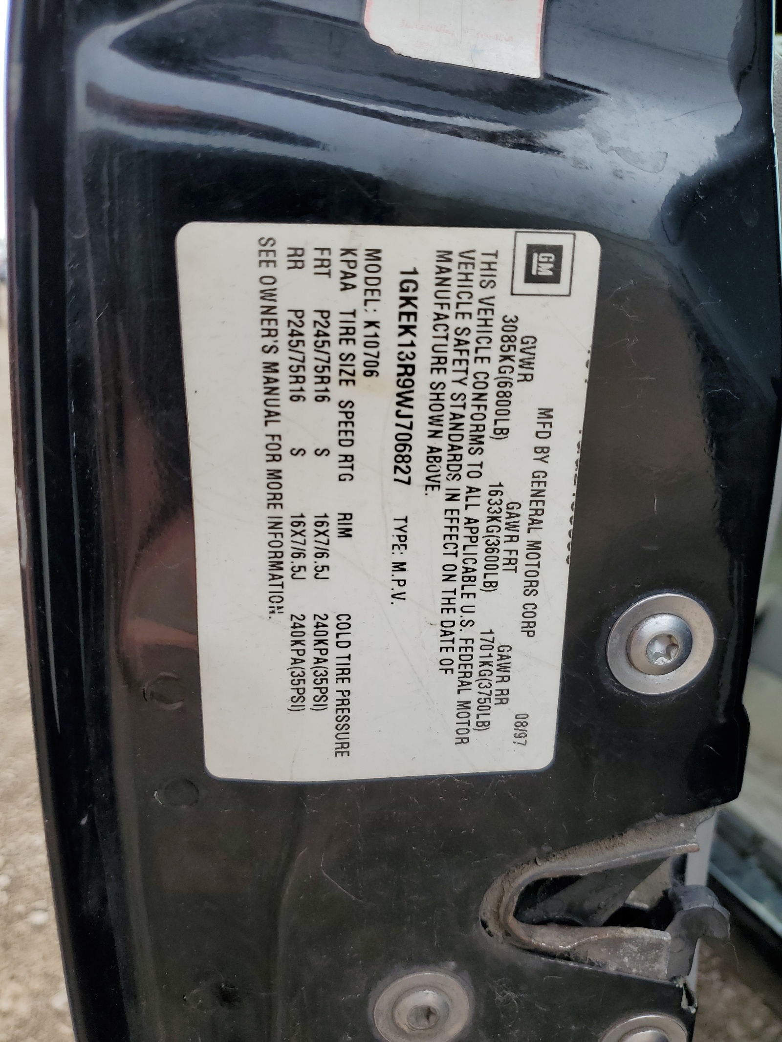 1GKEK13R9WJ706827 1998 GMC Yukon