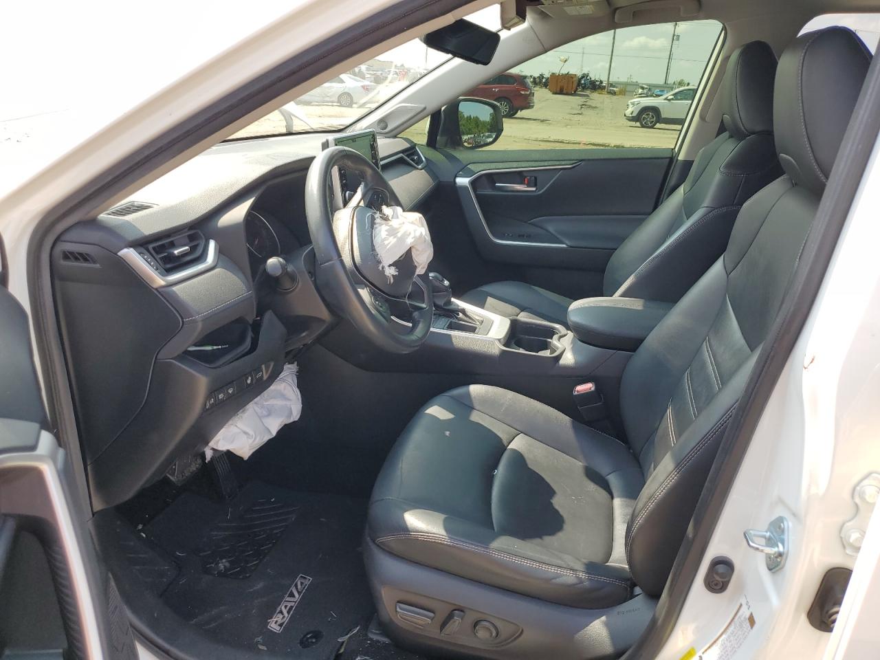 2019 Toyota Rav4 Xle Premium VIN: JTMC1RFV3KD002189 Lot: 64382944