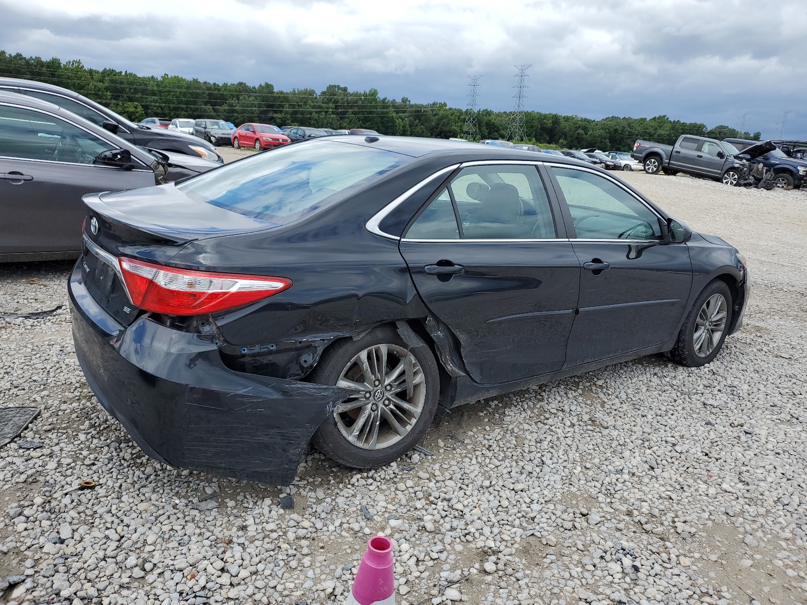 2016 Toyota Camry Le vin: 4T1BF1FK2GU240722