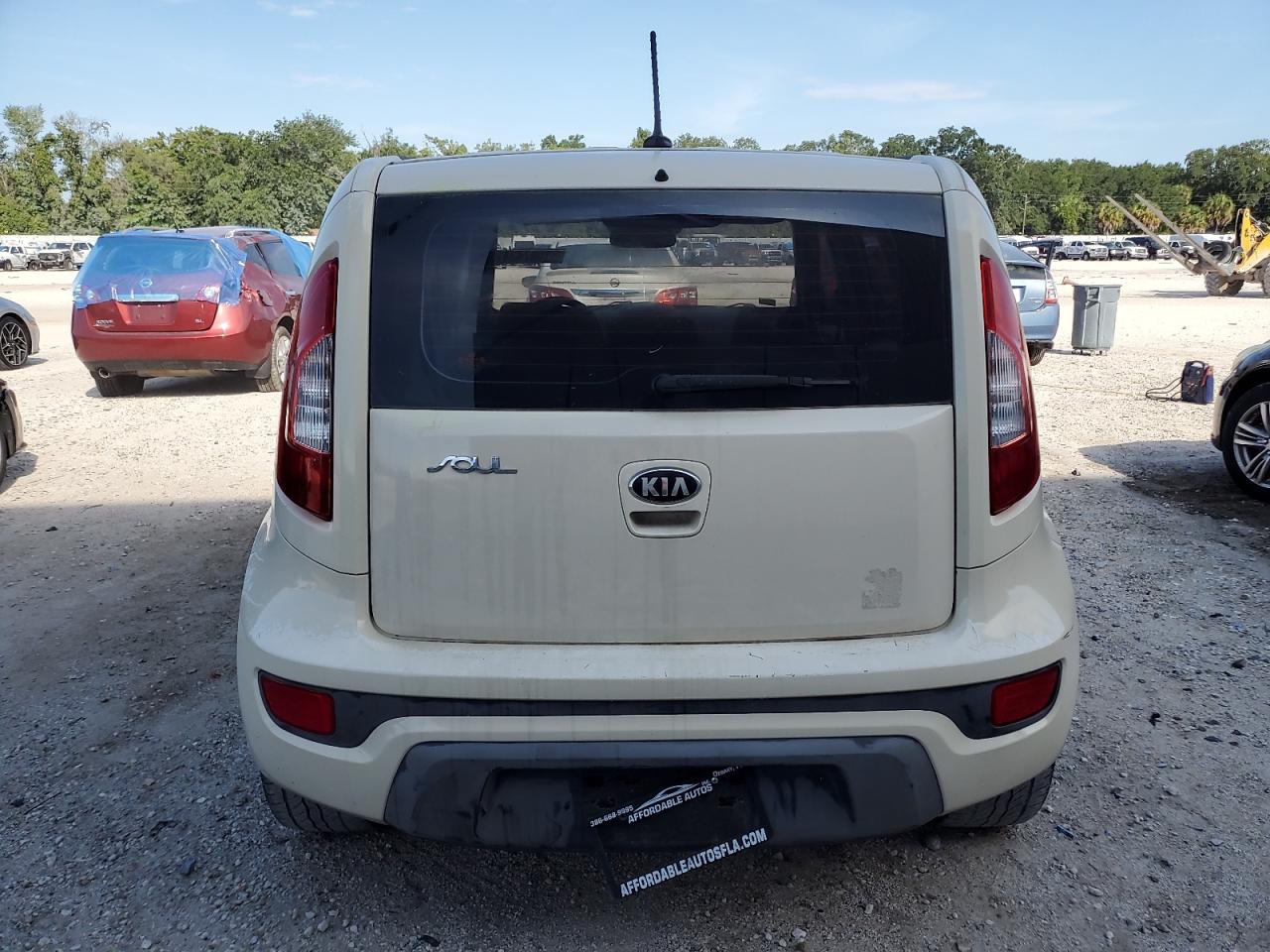 2013 Kia Soul VIN: KNDJT2A52D7768514 Lot: 61587434