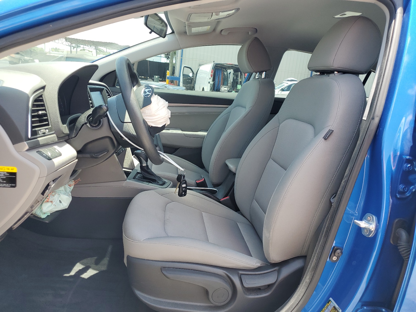 2018 Hyundai Elantra Sel vin: KMHD84LF3JU612202