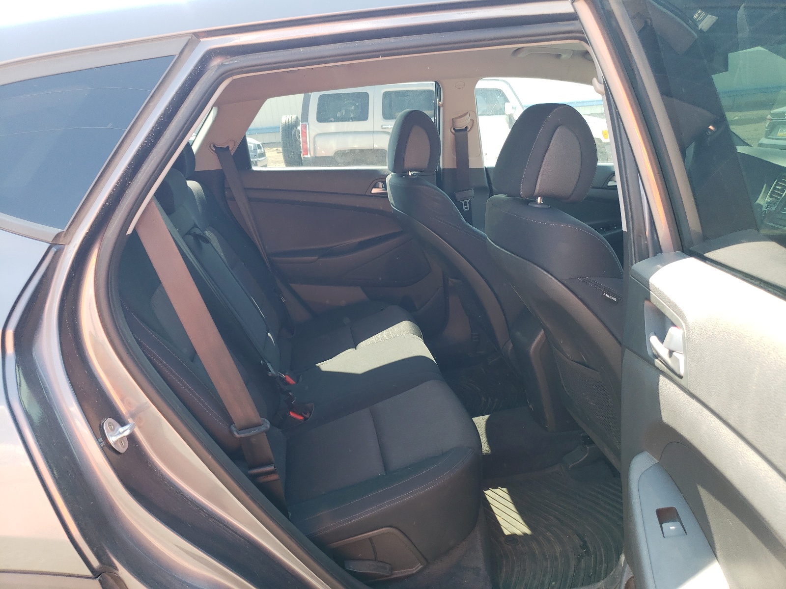 KM8J33A44GU060053 2016 Hyundai Tucson Limited