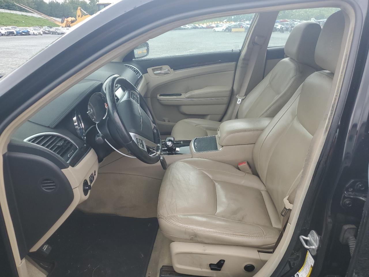 2013 Chrysler 300 VIN: 2C3CCAAG5DH618815 Lot: 64875244