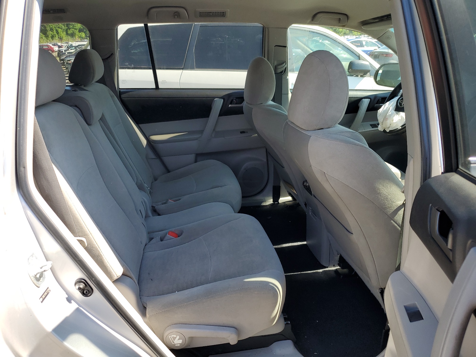 5TDBK3EH0CS117968 2012 Toyota Highlander Base