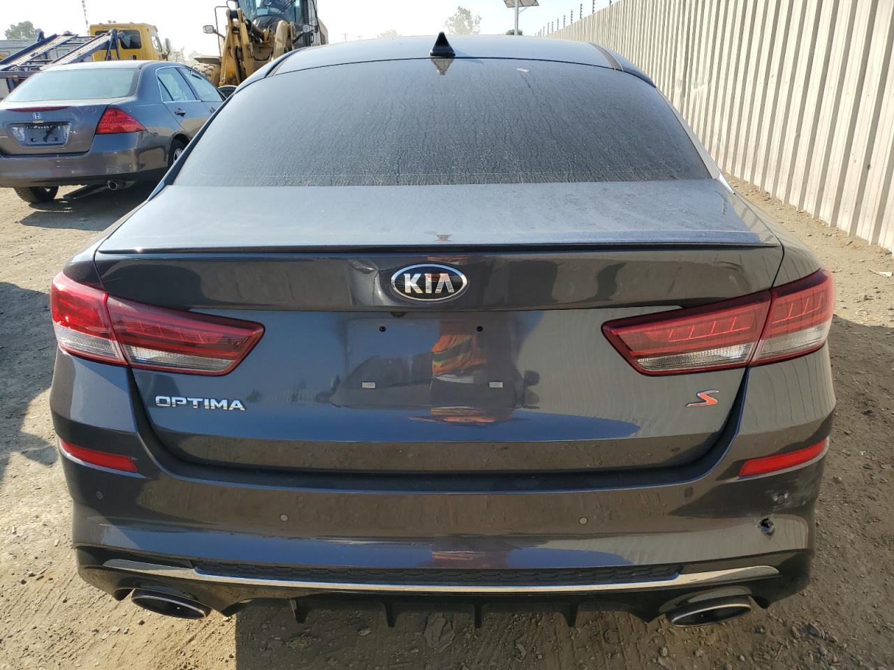 2019 Kia Optima Lx VIN: 5XXGT4L3XKG286945 Lot: 64586434