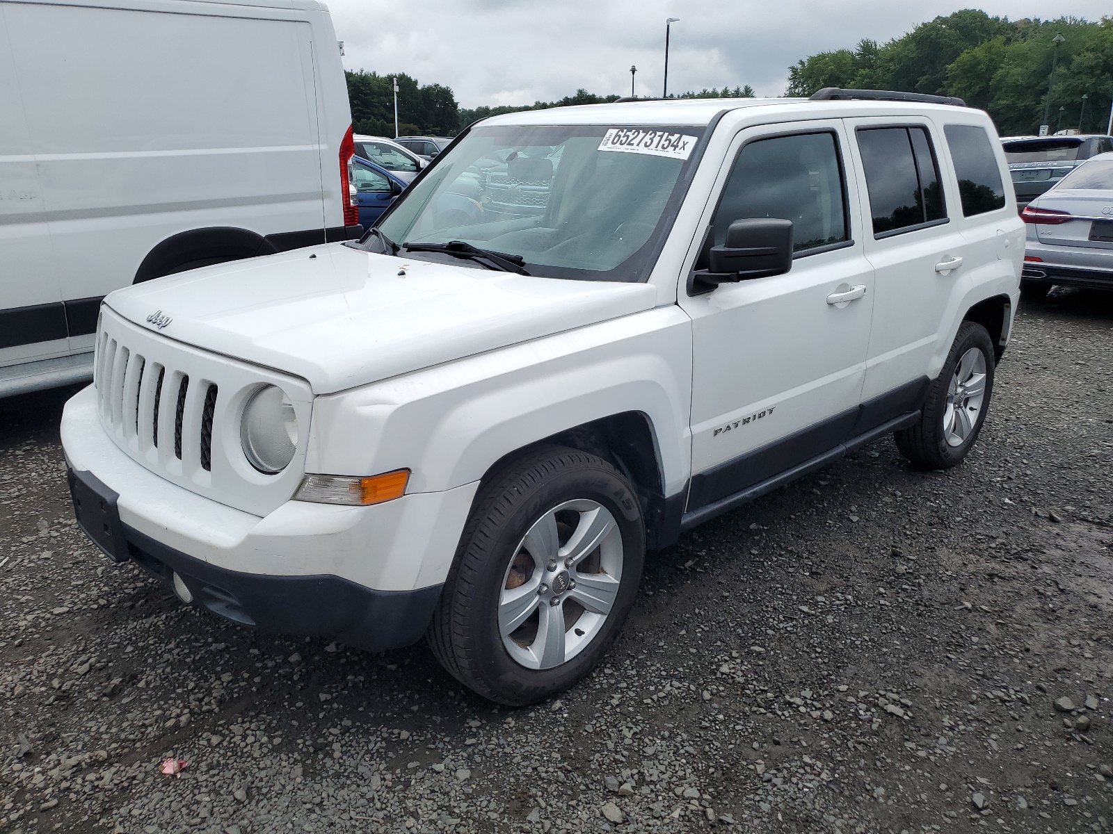 2013 Jeep Patriot Latitude vin: 1C4NJRFB9DD221997