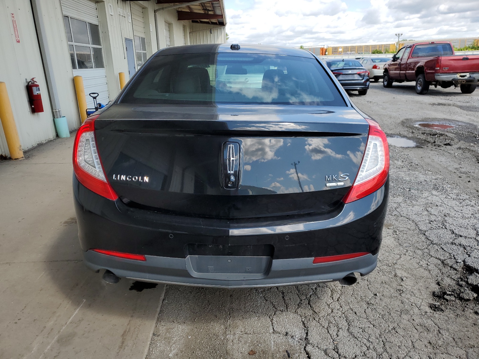 1LNHL9FT7DG604007 2013 Lincoln Mks