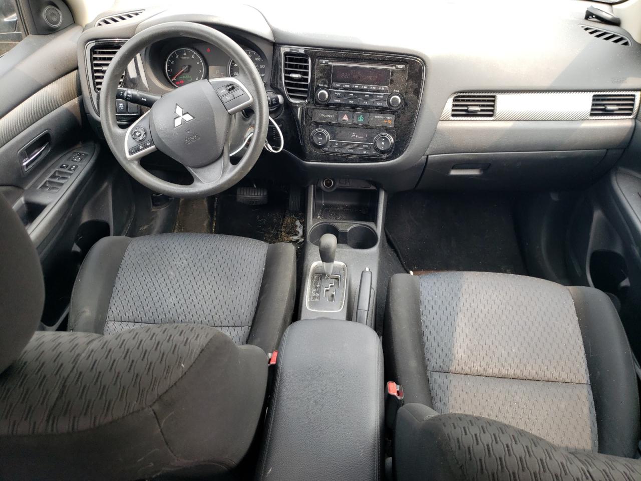 JA4AD2A35EZ014339 2014 Mitsubishi Outlander Es