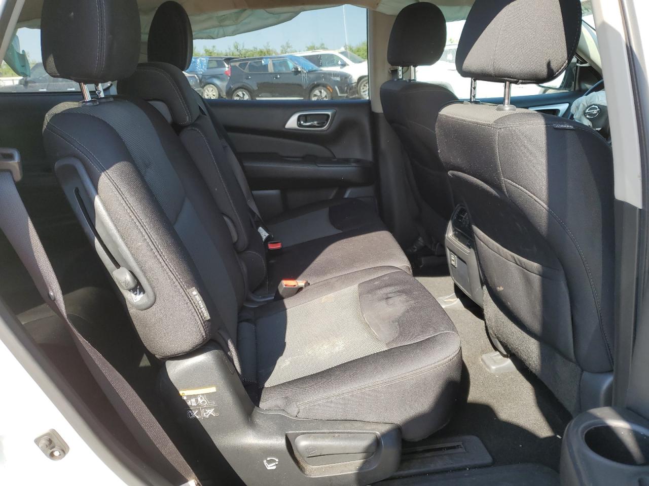 2018 Nissan Pathfinder S VIN: 5N1DR2MM4JC635928 Lot: 63842224