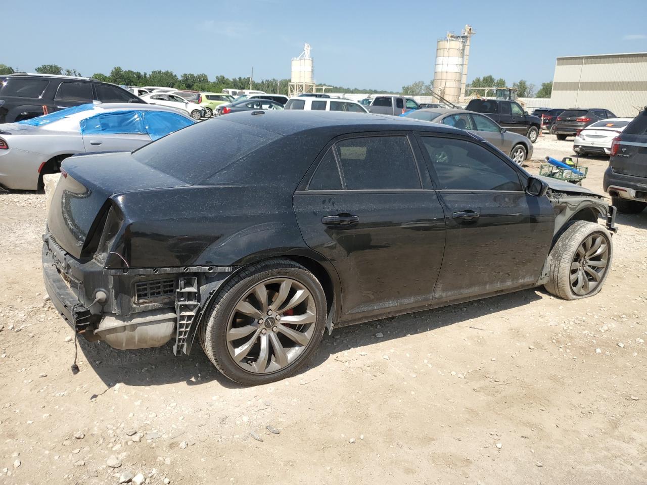 2014 Chrysler 300 - Image 3