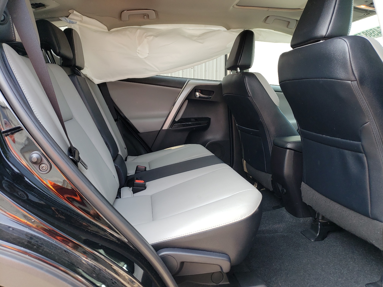 2T3DFREV5HW655979 2017 Toyota Rav4 Limited