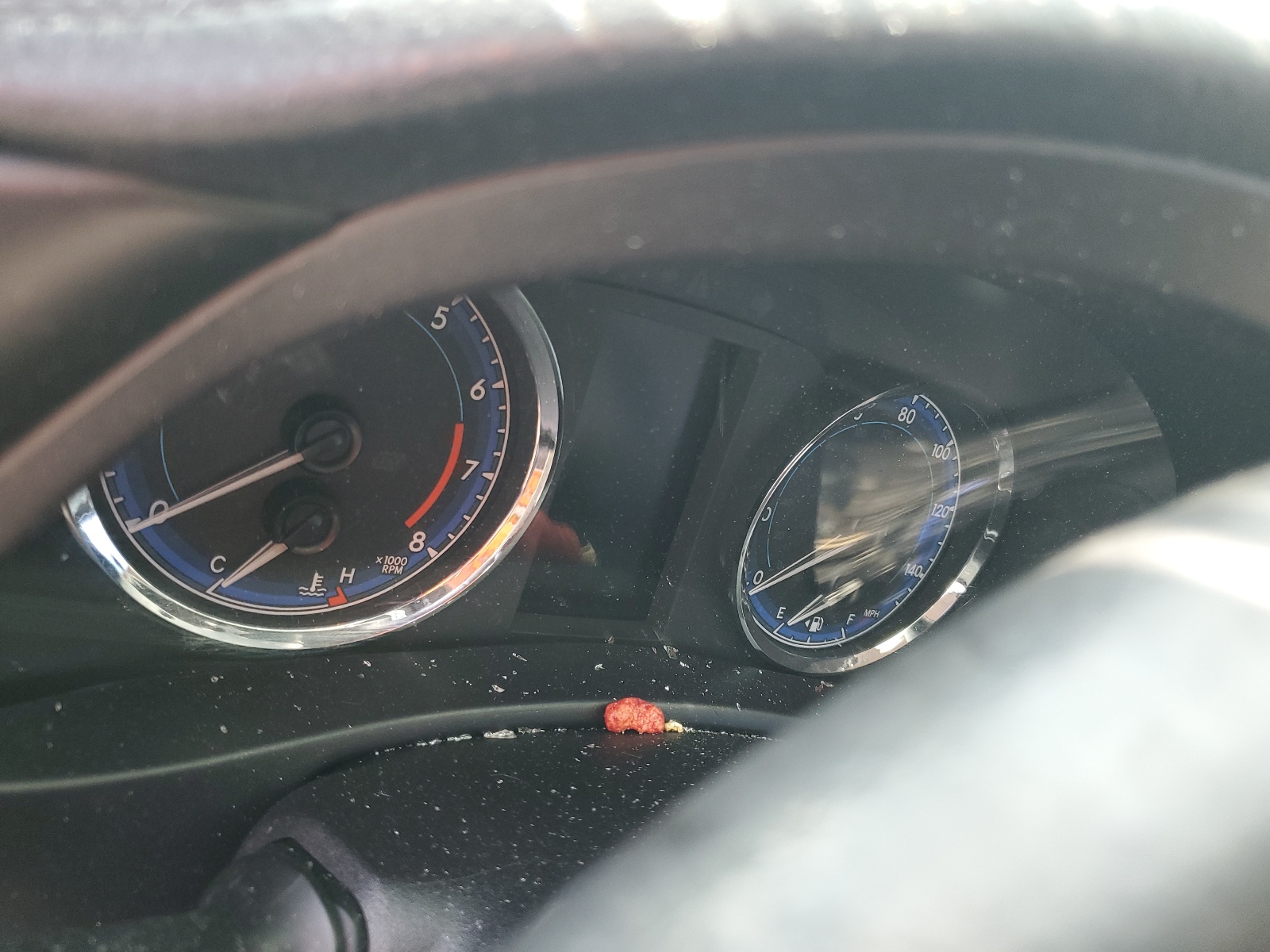 2018 Toyota Corolla L vin: 5YFBURHE1JP770510