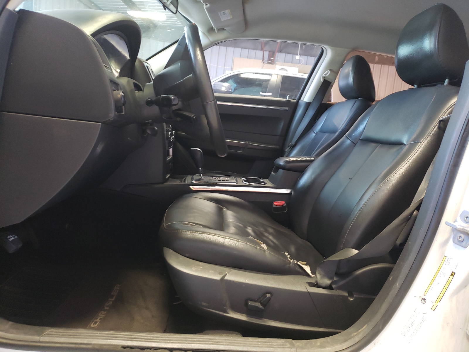 2C3CA5CVXAH326209 2010 Chrysler 300 Touring