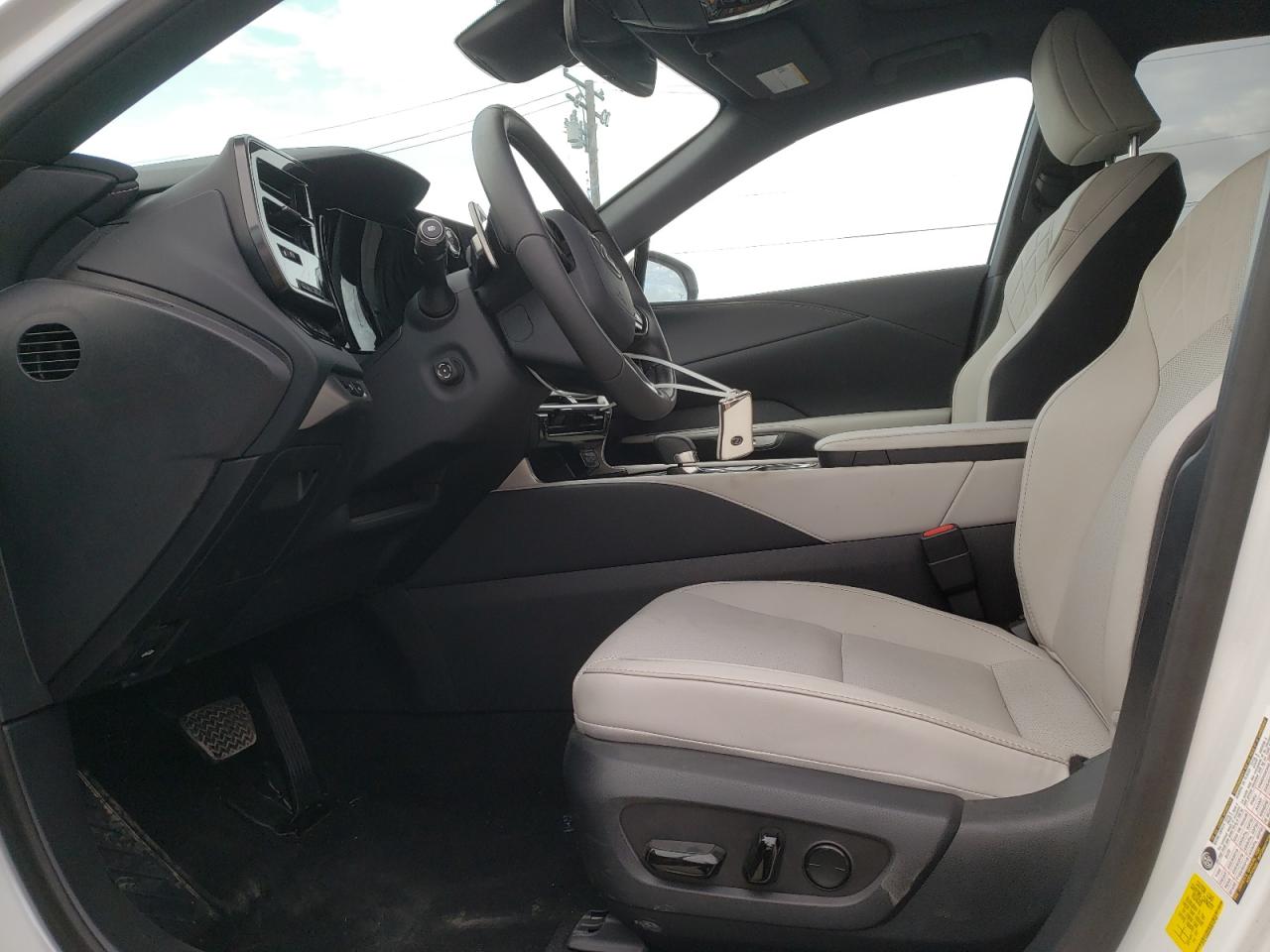 2024 Lexus Rx 350 Premium VIN: JTJCHMAA5R2014740 Lot: 63238434