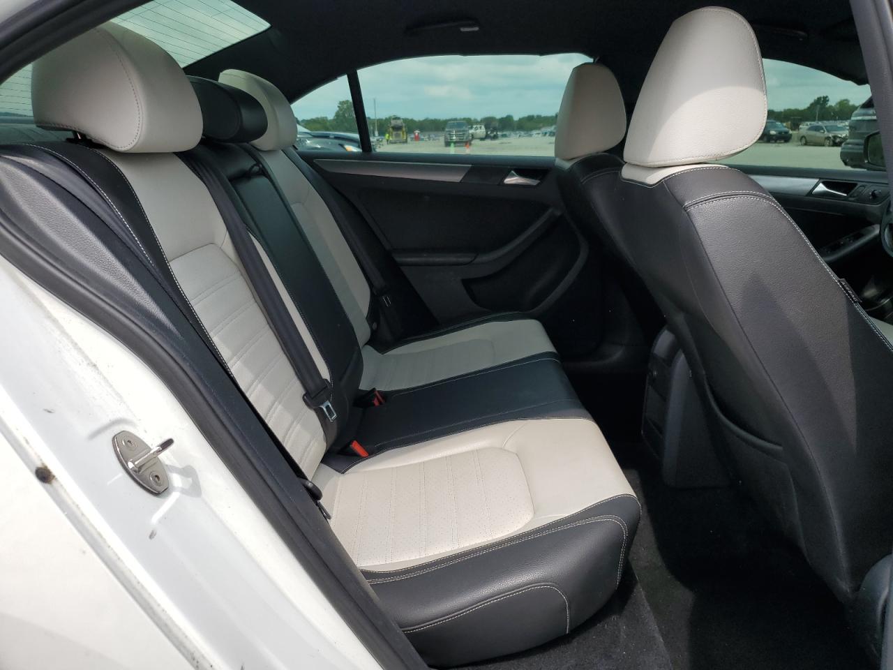 2016 Volkswagen Jetta Sport VIN: 3VWD17AJ3GM335644 Lot: 63871944