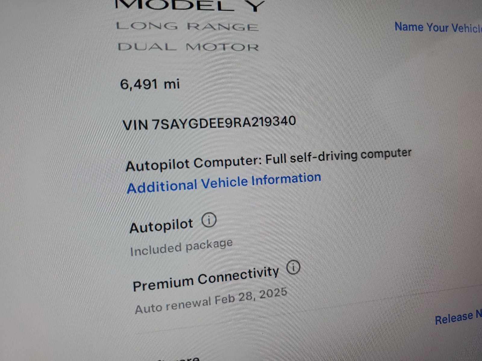 7SAYGDEE9RA219340 2024 Tesla Model Y