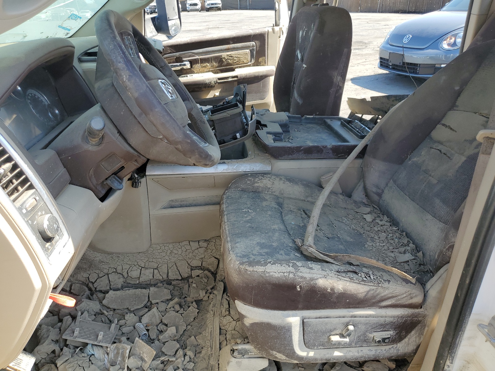 1C6RR7LGXHS717267 2017 Ram 1500 Slt