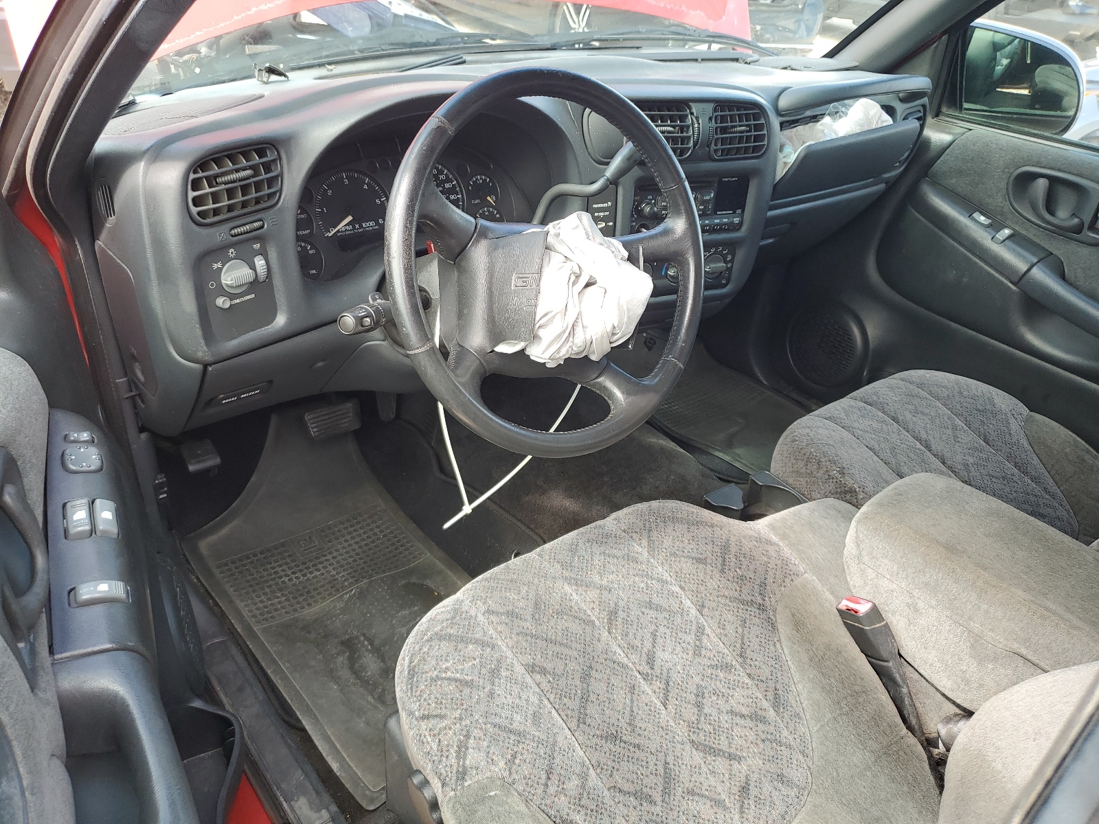 1GTCS19W028143104 2002 GMC Sonoma