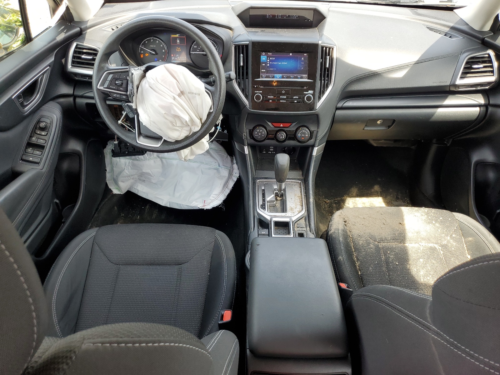 JF2SKACC8KH523075 2019 Subaru Forester