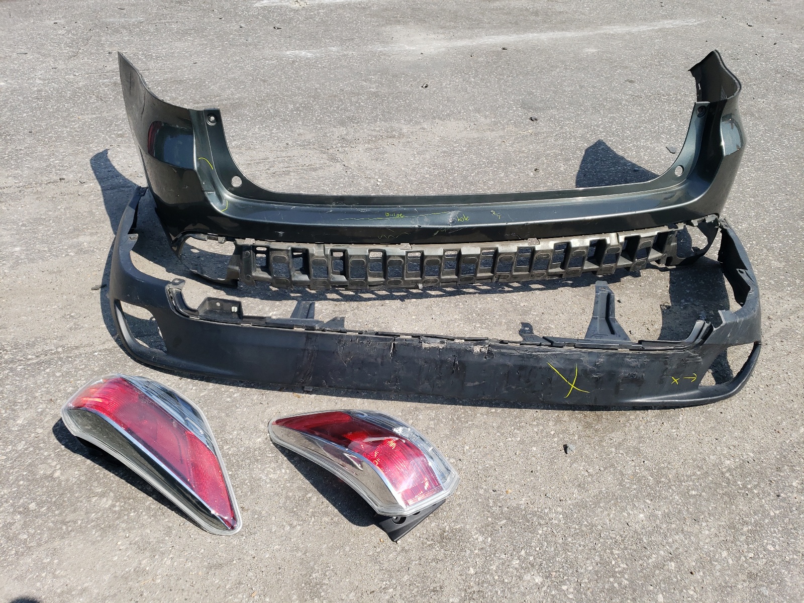 5TDJKRFHXFS208960 2015 Toyota Highlander Xle