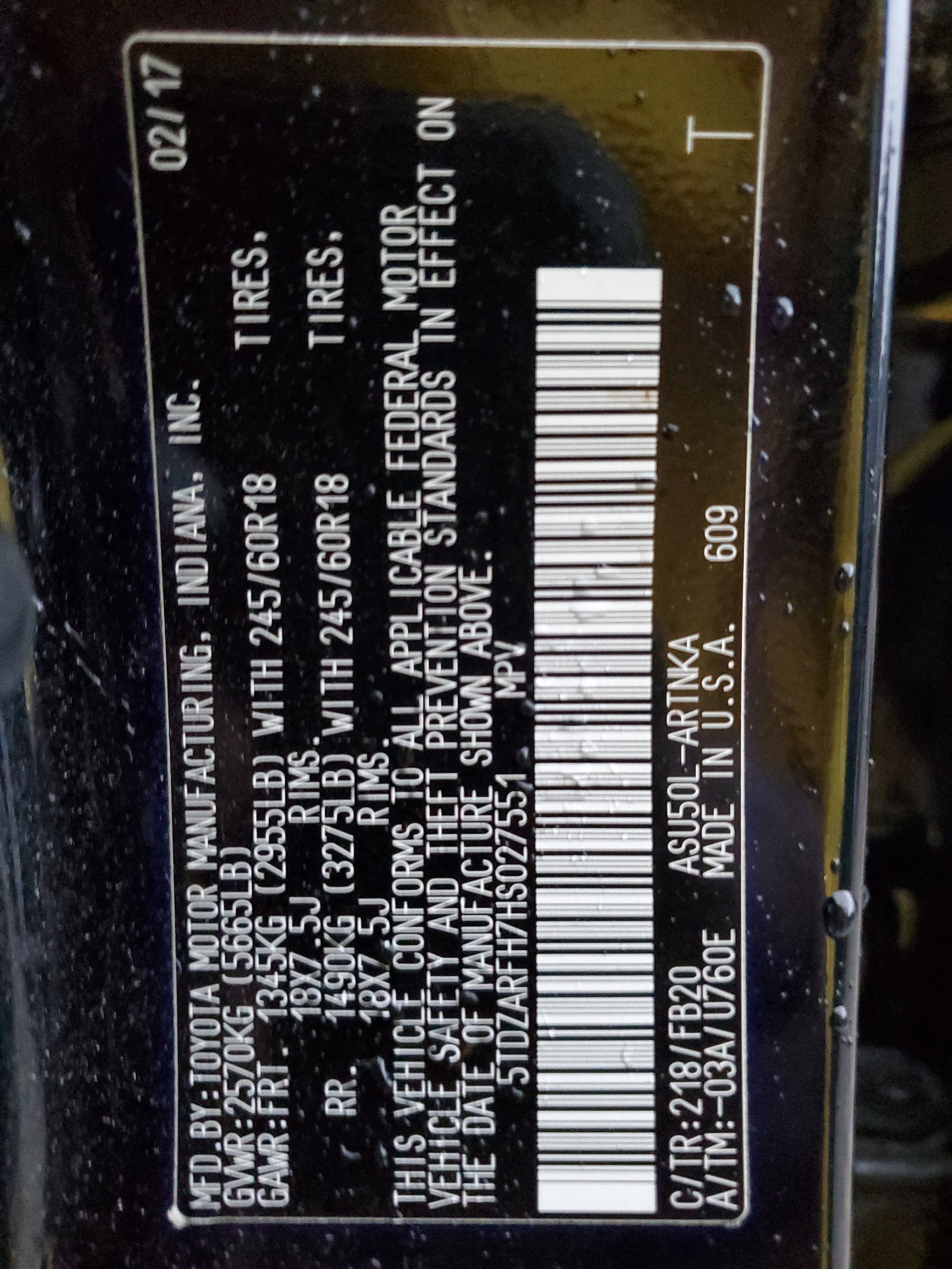 5TDZARFH7HS027551 2017 Toyota Highlander Le