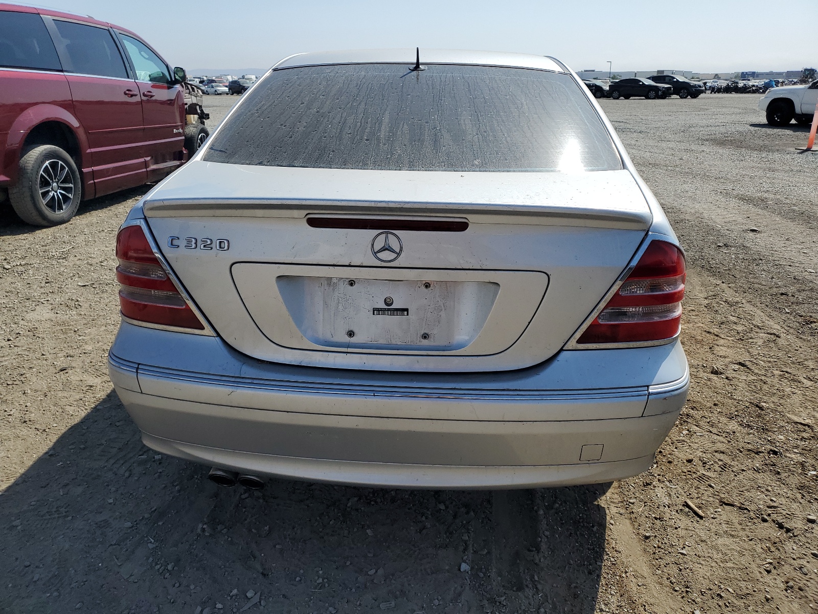 WDBRF64J62F185911 2002 Mercedes-Benz C 320
