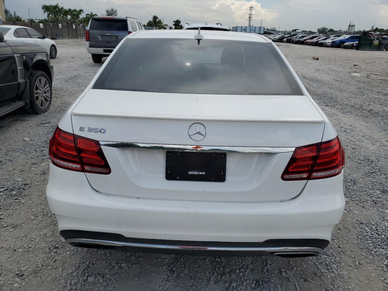 2016 Mercedes-Benz E 350 VIN: WDDHF5KB0GB226086 Lot: 65230594