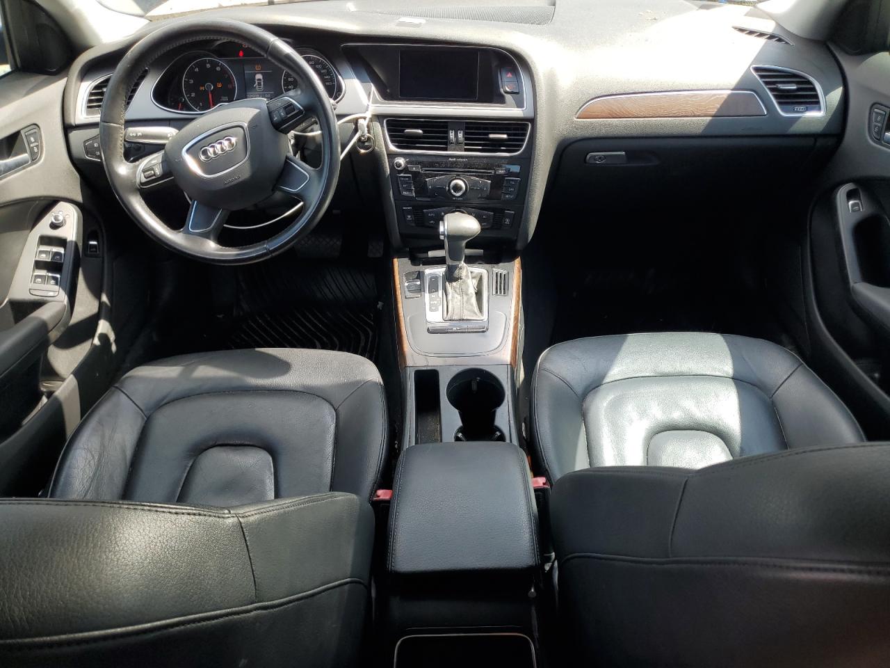 2014 Audi A4 Premium VIN: WAUAFAFL6EN005639 Lot: 61590904