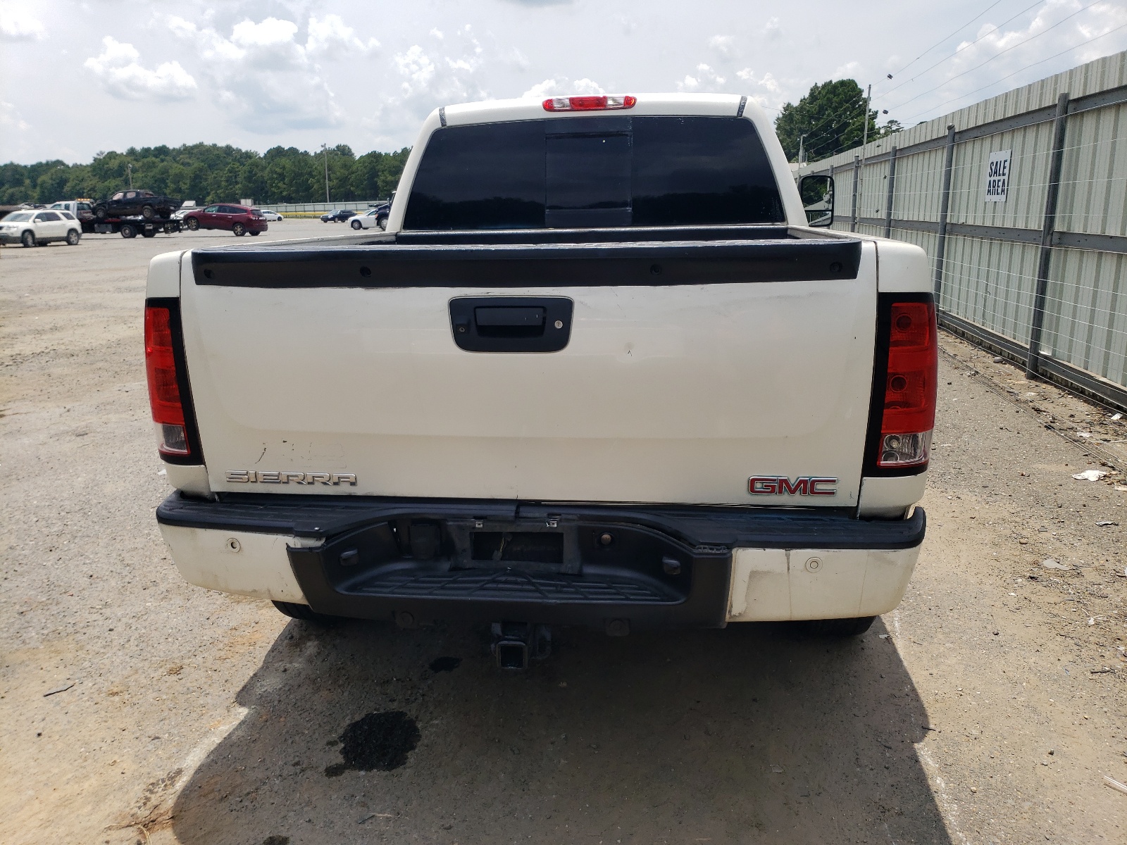 2013 GMC Sierra K1500 Denali vin: 3GTP2XE28DG345628