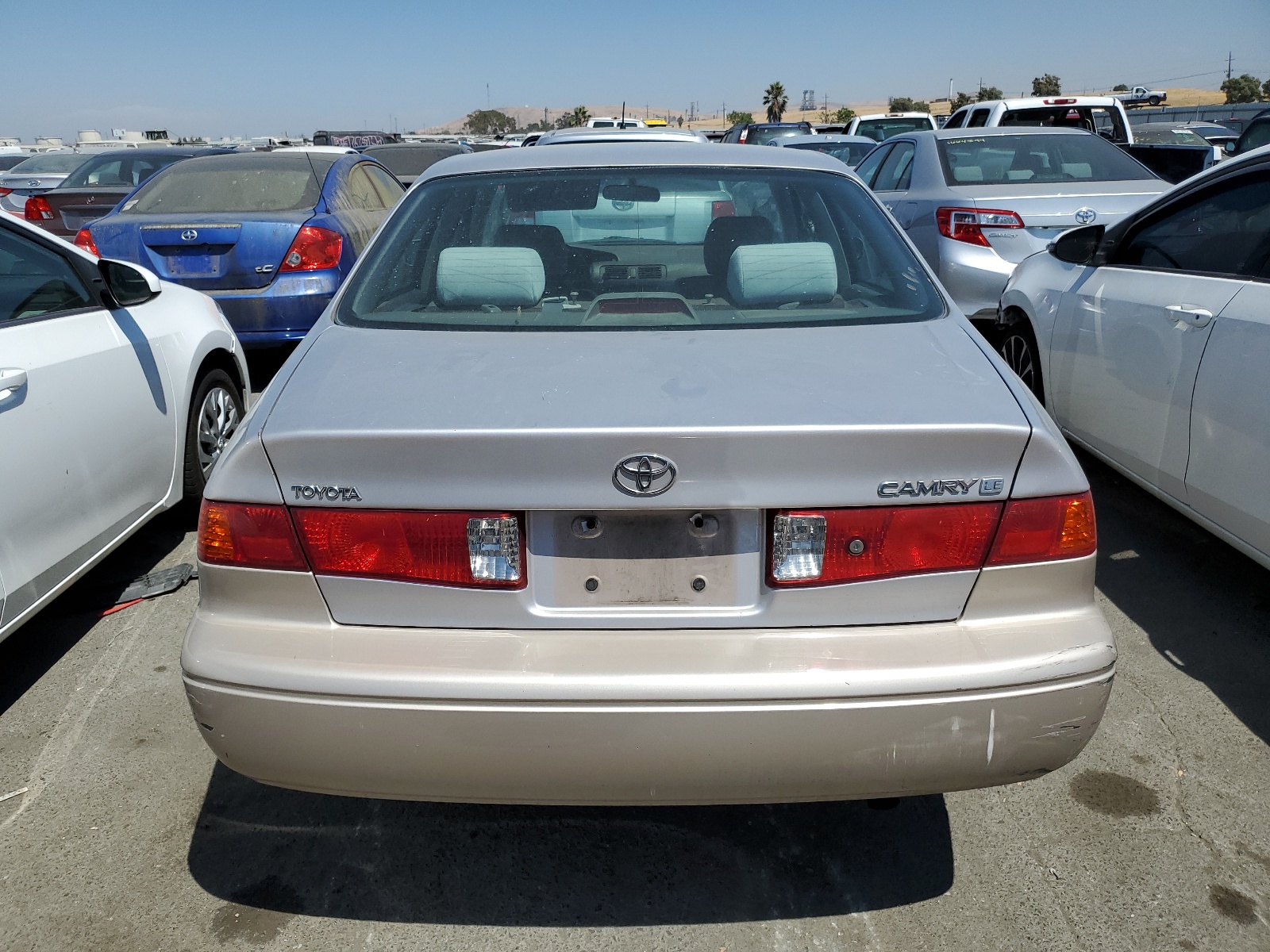 4T1BG22K2YU702982 2000 Toyota Camry Ce