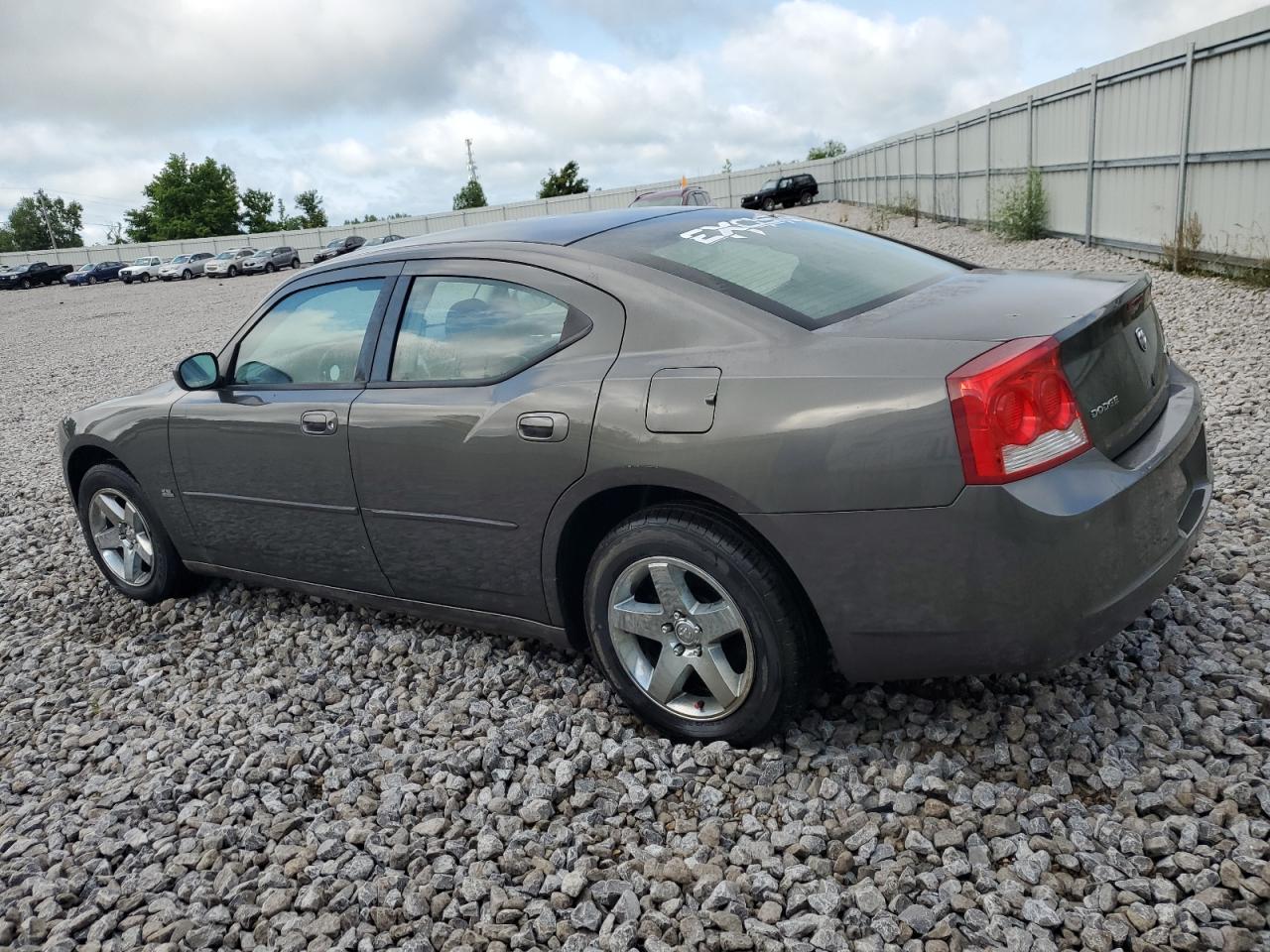 2010 Dodge Charger - Image 2