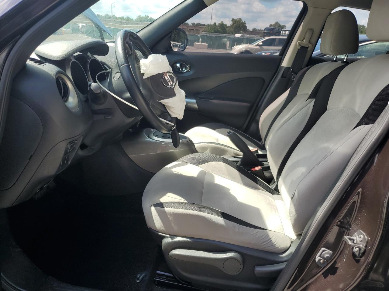 2014 Nissan Juke S VIN: JN8AF5MR4ET351447 Lot: 63014214