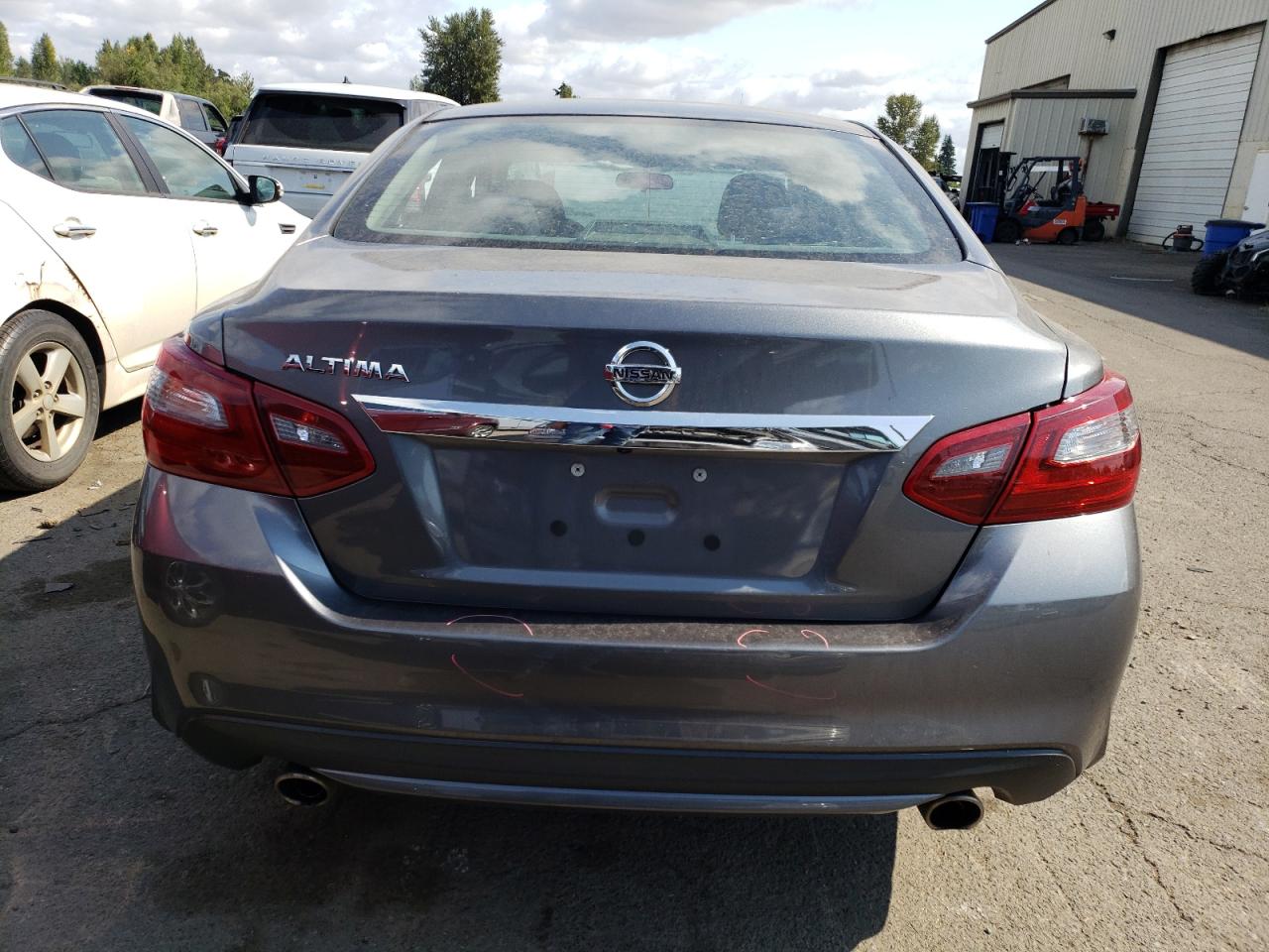 1N4AL3AP9JC230490 2018 Nissan Altima 2.5