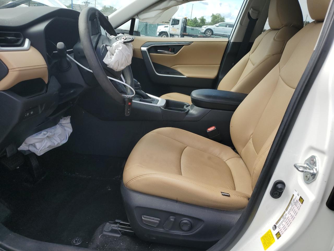 2021 Toyota Rav4 Xle VIN: 2T3W1RFV0MC165449 Lot: 62489824