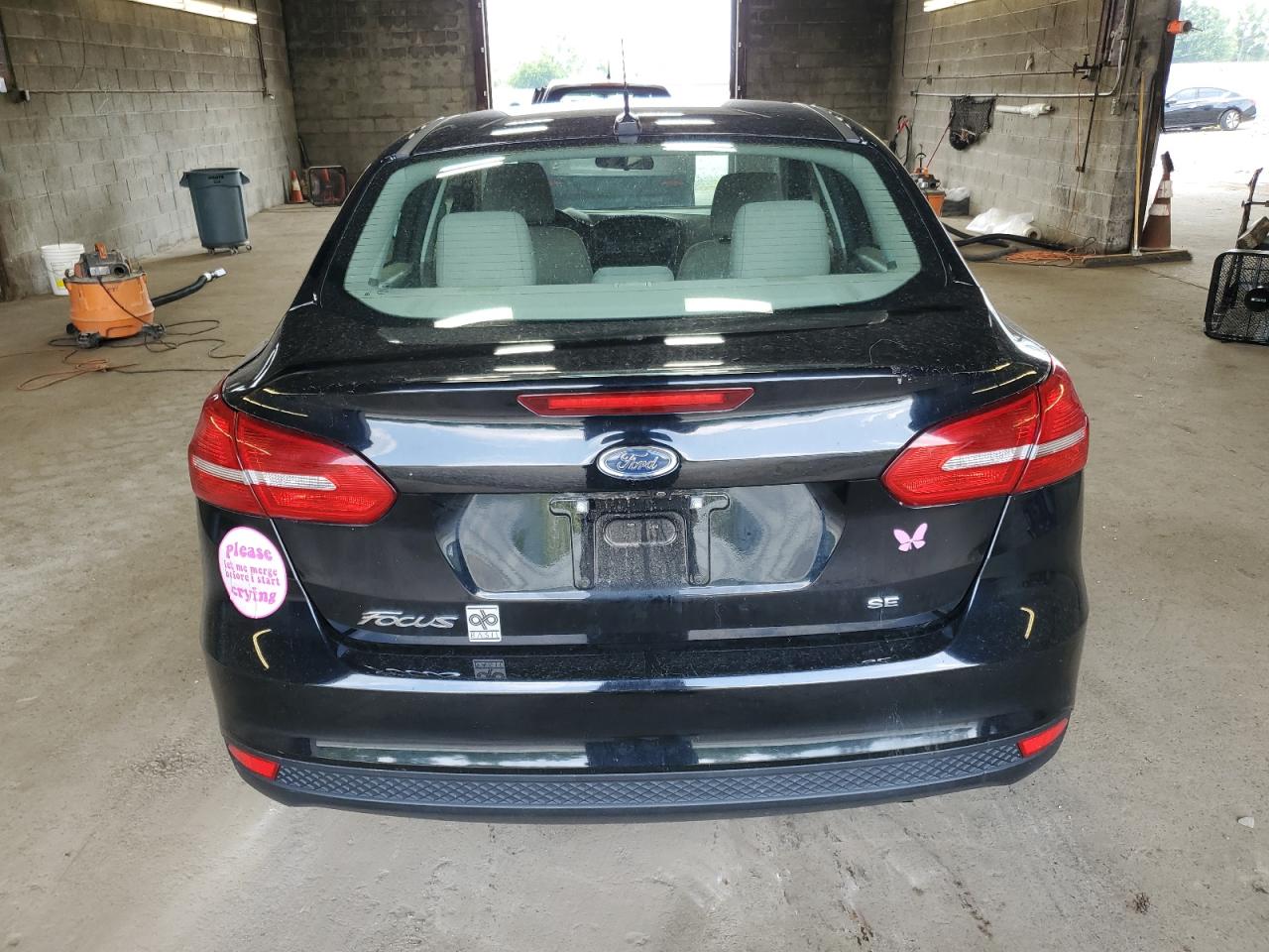 2018 Ford Focus Se VIN: 1FADP3F26JL325054 Lot: 64093224