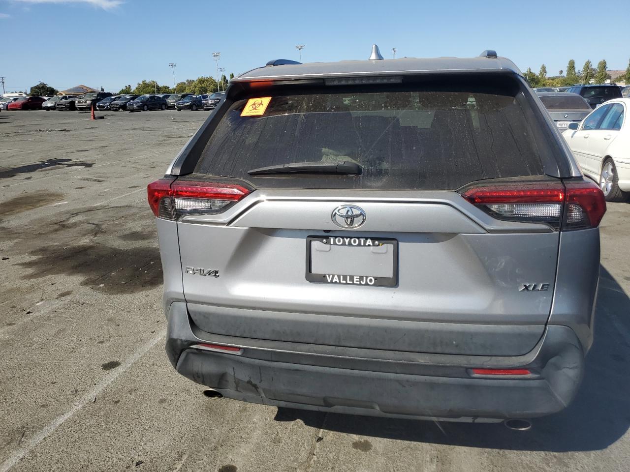 2019 Toyota Rav4 Xle VIN: 2T3W1RFV1KC013631 Lot: 65676024