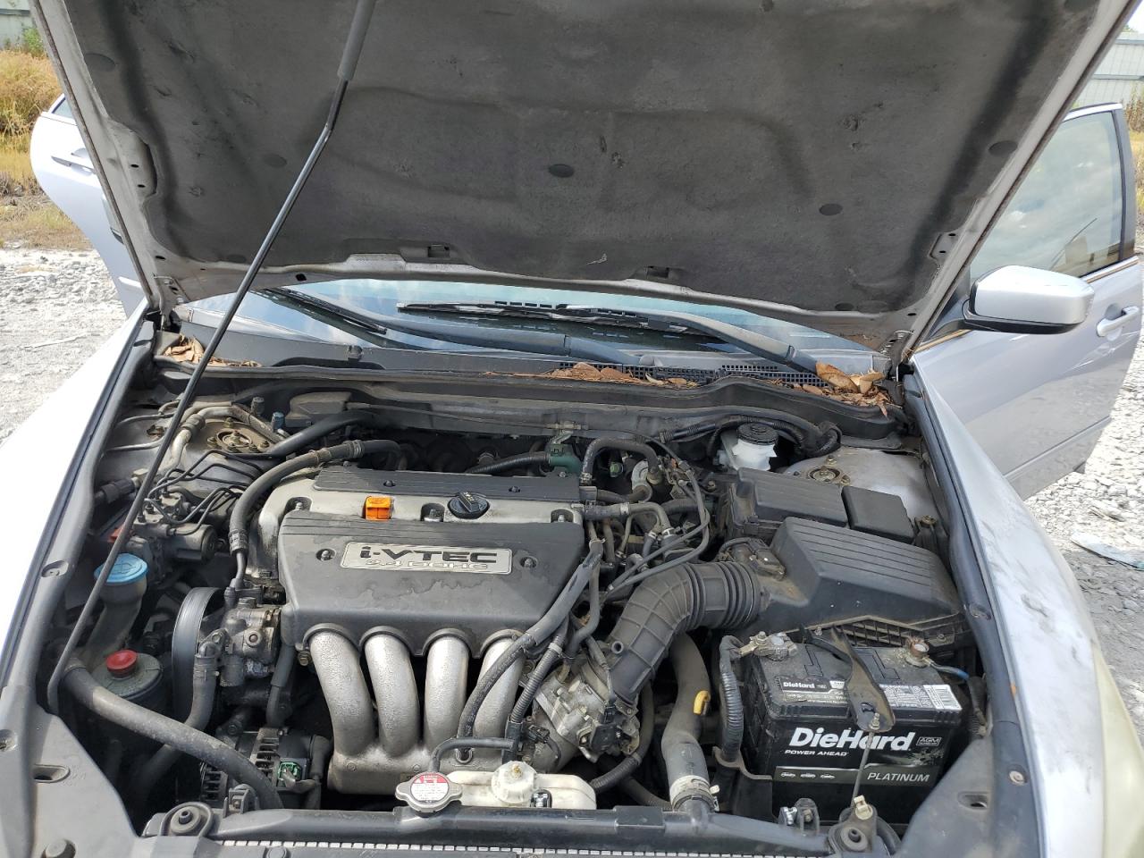 1HGCM56405A004139 2005 Honda Accord Lx