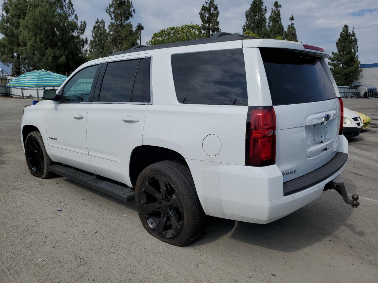 1GNSCAKCXKR236562 2019 CHEVROLET TAHOE - Image 2