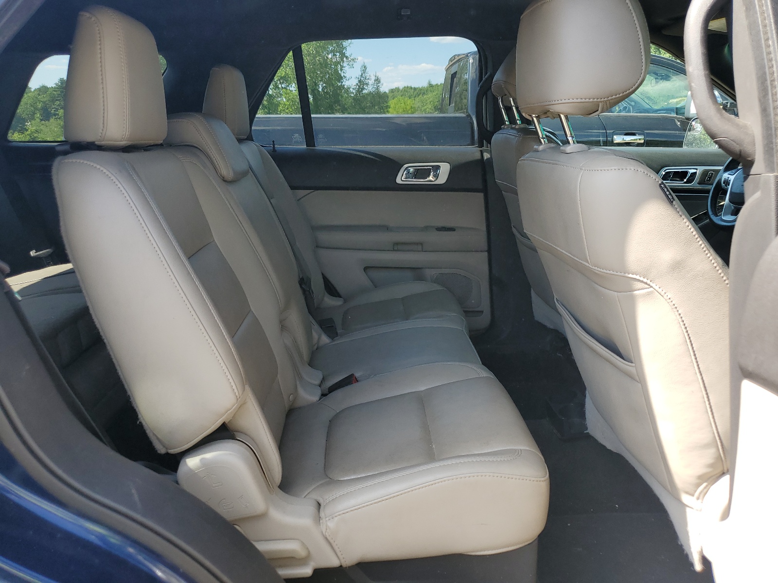 1FMHK8D88CGA18622 2012 Ford Explorer Xlt