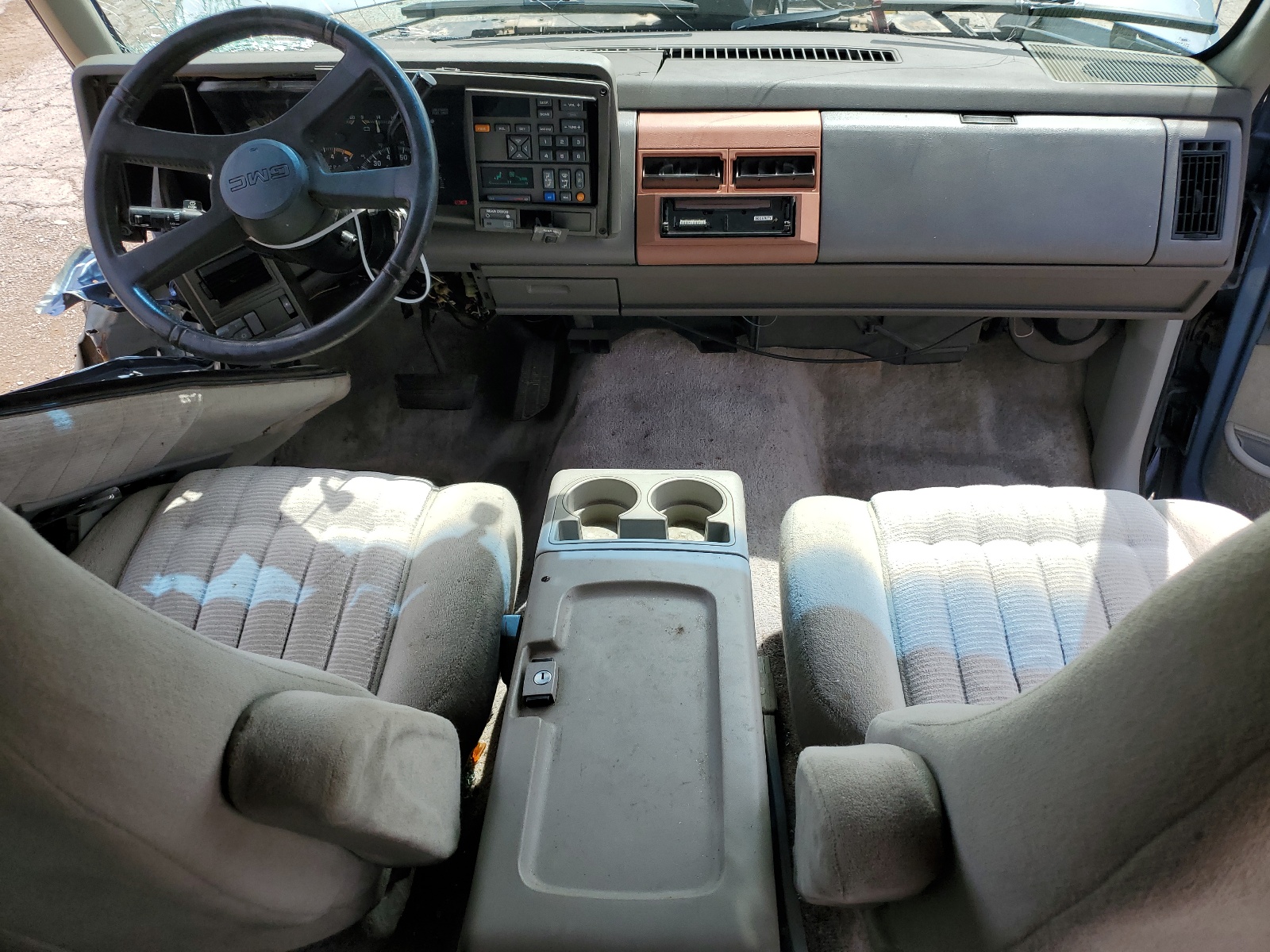 1GKEC16K6RJ771070 1994 GMC Suburban C1500