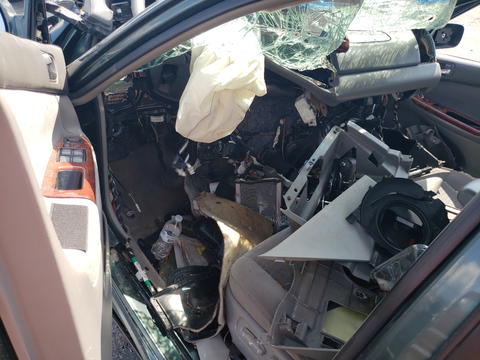 4T1BE32K95U396516 2005 Toyota Camry Le